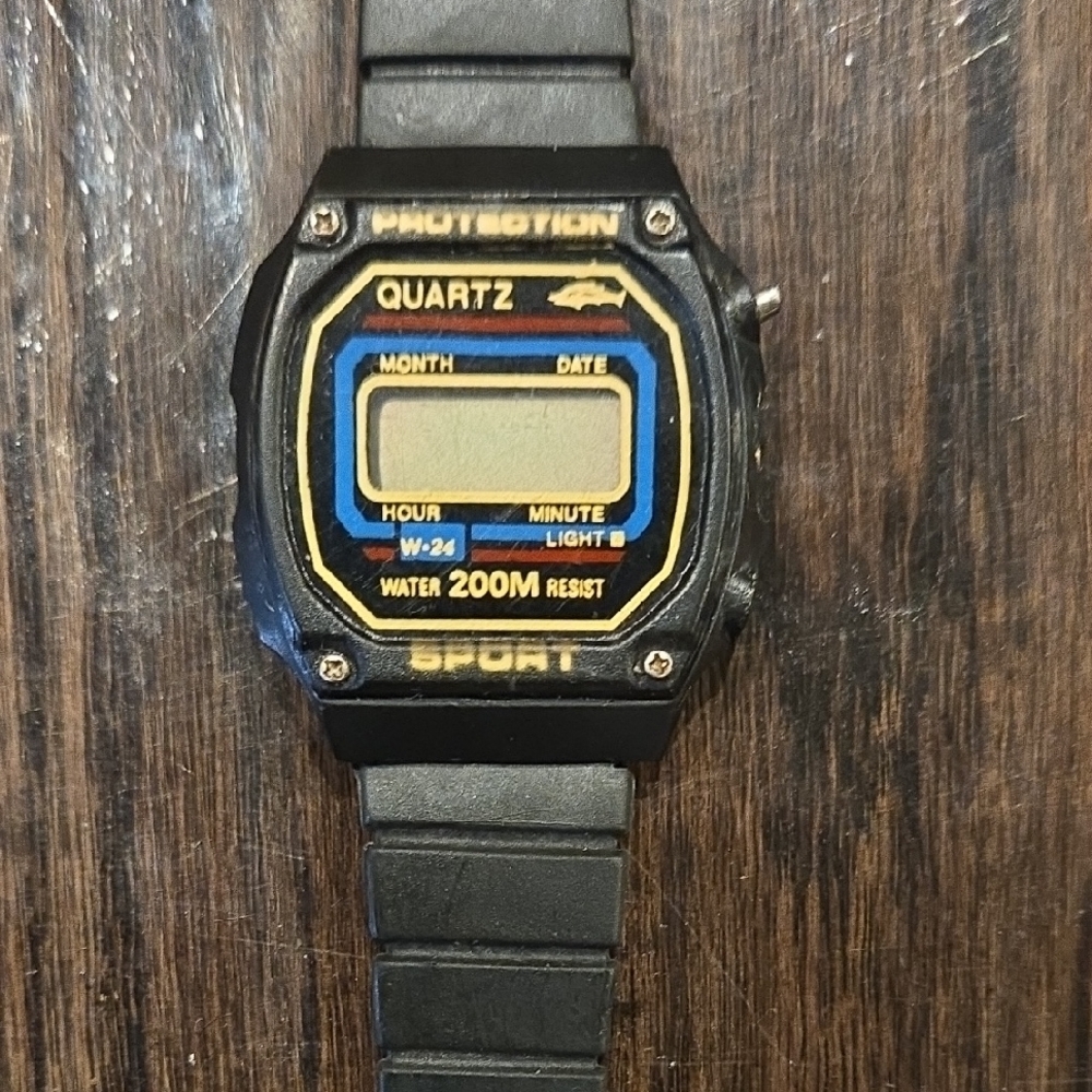 VintagevQuartz Digital Sports Watch - Black